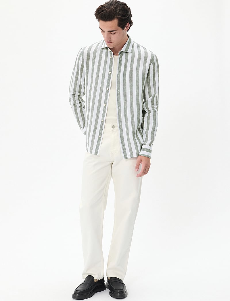 Matinique - MAmarc short - triibulised särgid - thyme - 2