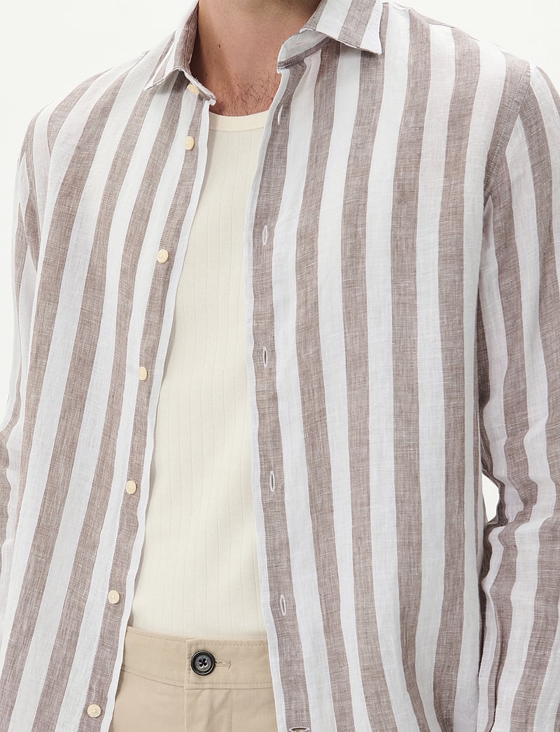 Matinique - MAmarc short - triibulised särgid - walnut - 3