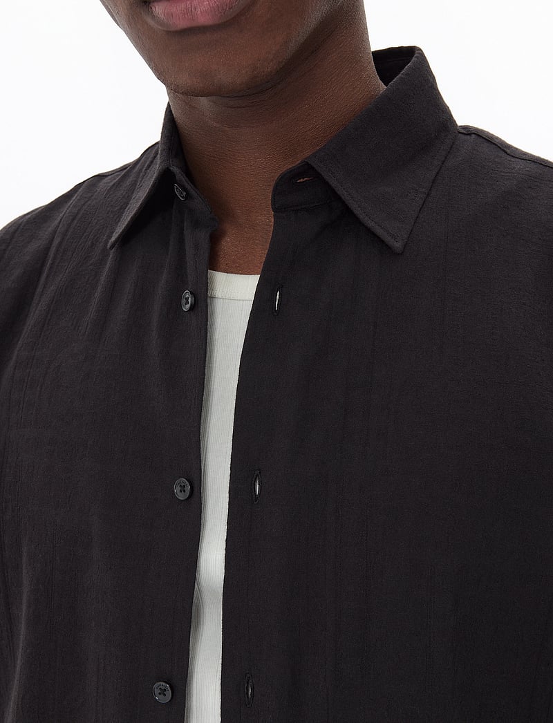 Matinique - MAklampo SS - lühikeste varrukatega särgid - black - 4