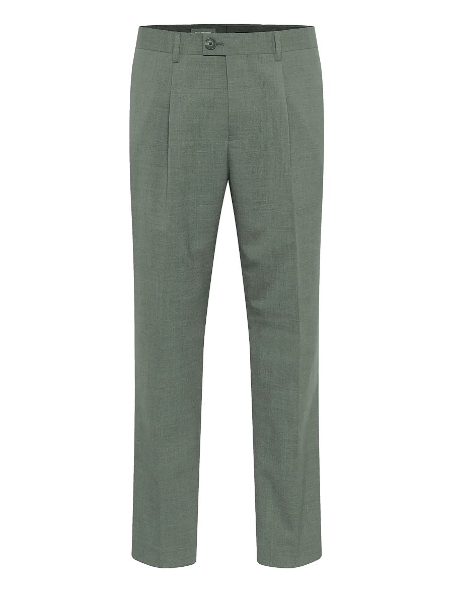 Matinique - MAweller Pleat Pant - pantalons habillés - light army - 1