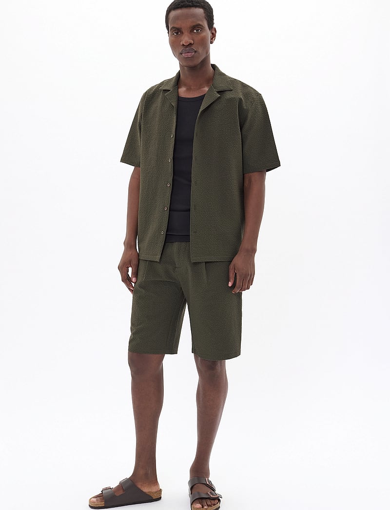 Matinique - MAfisher Short - casual shorts - light army - 2