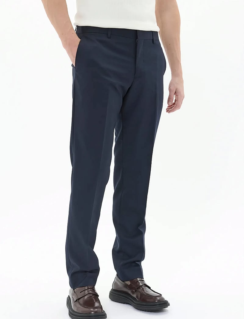 Matinique - MAlas - anzugshosen - dark navy - 0