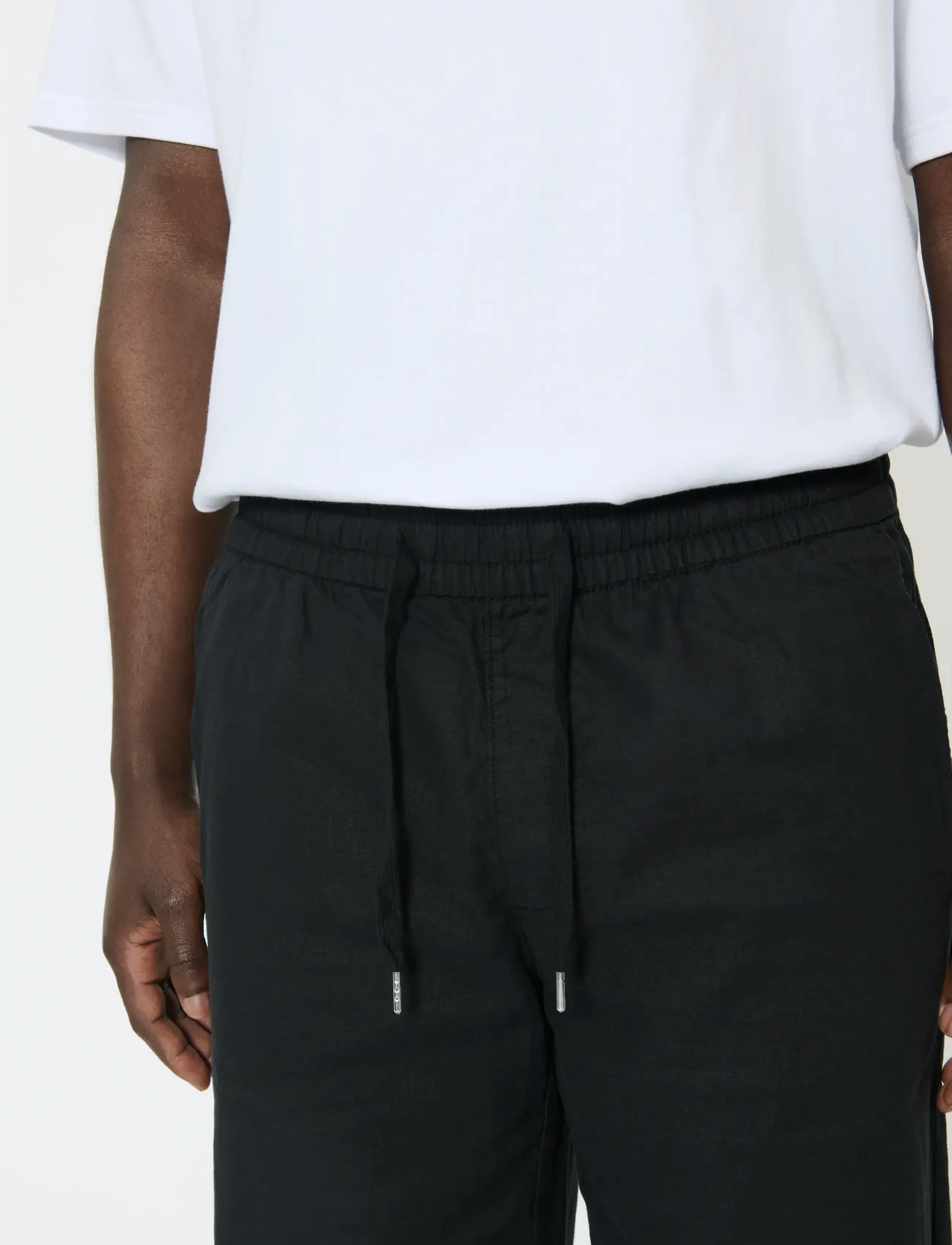 Matinique - MABarton Wide pants - hørbukser - black - 5