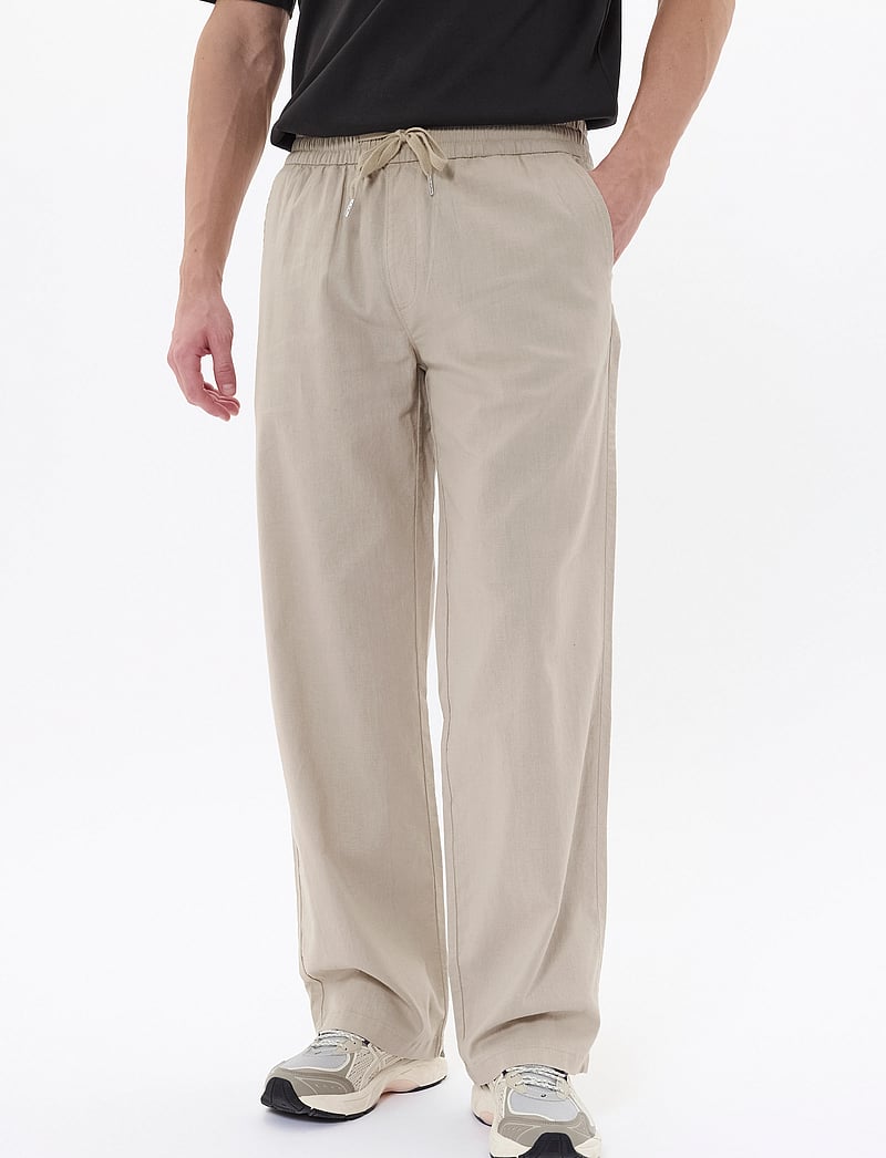Matinique - MABarton Wide pants - linased püksid - plaza taupe - 3