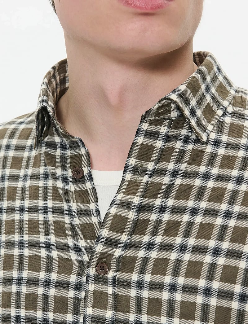 Matinique - MAChristaldo - languoti marškiniai - olive night - 4