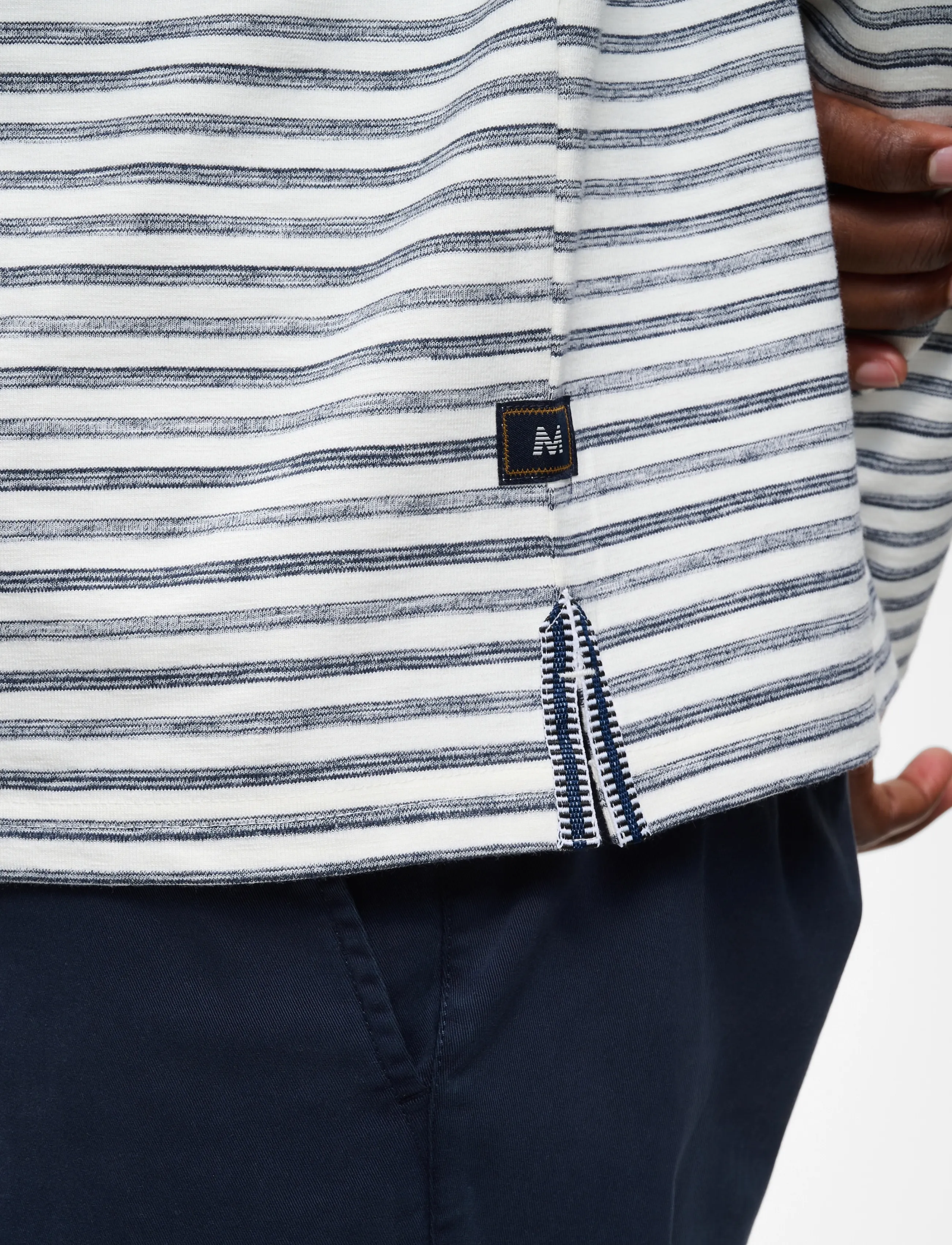 Matinique - MAkai ls Heritage - langærmede t-shirts - blue nights - 4