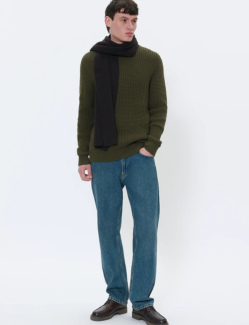 Matinique - MAtriton - rundhals - olive night - 2