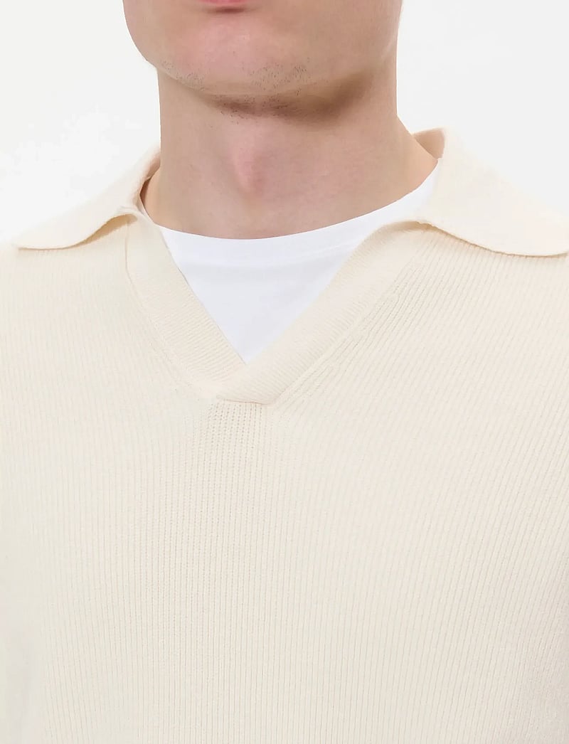 Matinique - MAkollo - v-aukkoiset - off white - 4
