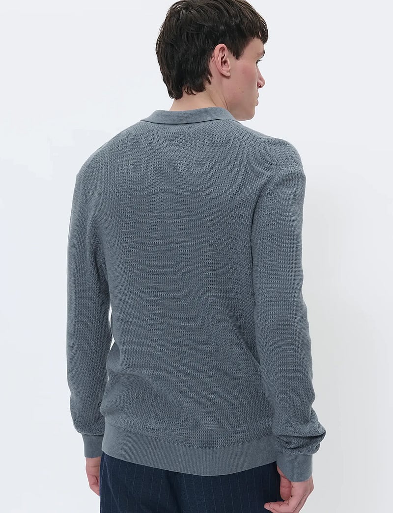 Matinique - MAkerone - polostrik - stormy weather - 3