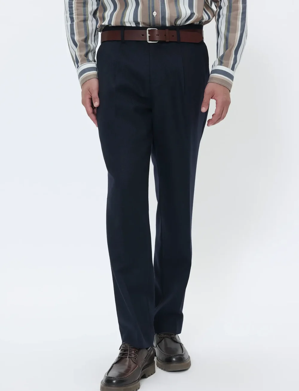 Matinique - MAweller Pleat Pant - kostymbyxor - dark navy - 0