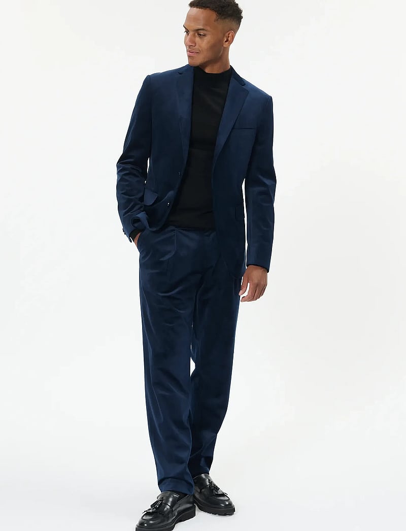 Matinique - MAkian Pant - anzugshosen - dark midnight - 2