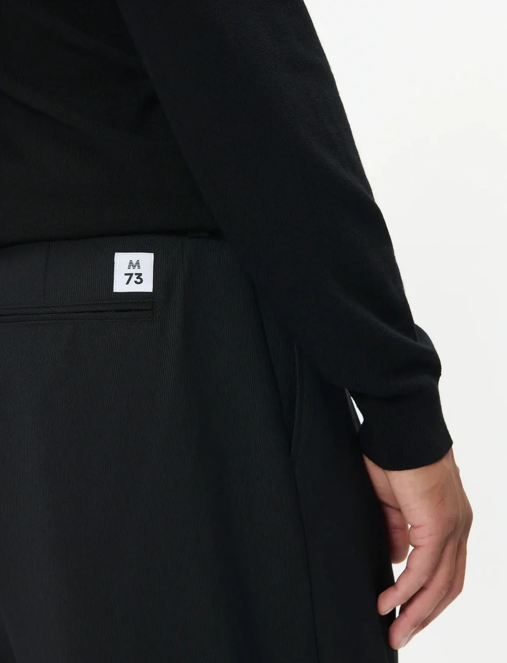 Matinique - MAchino Pleat Pant 73 - kasdienio stiliaus kelnės - black - 4