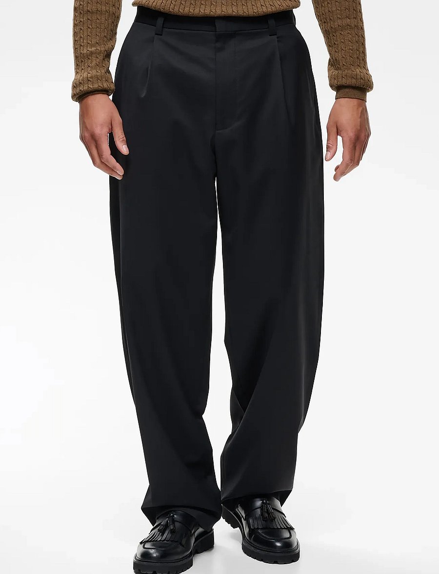 Matinique - MAchino Pleat Pant - freizeithosen - black - 0