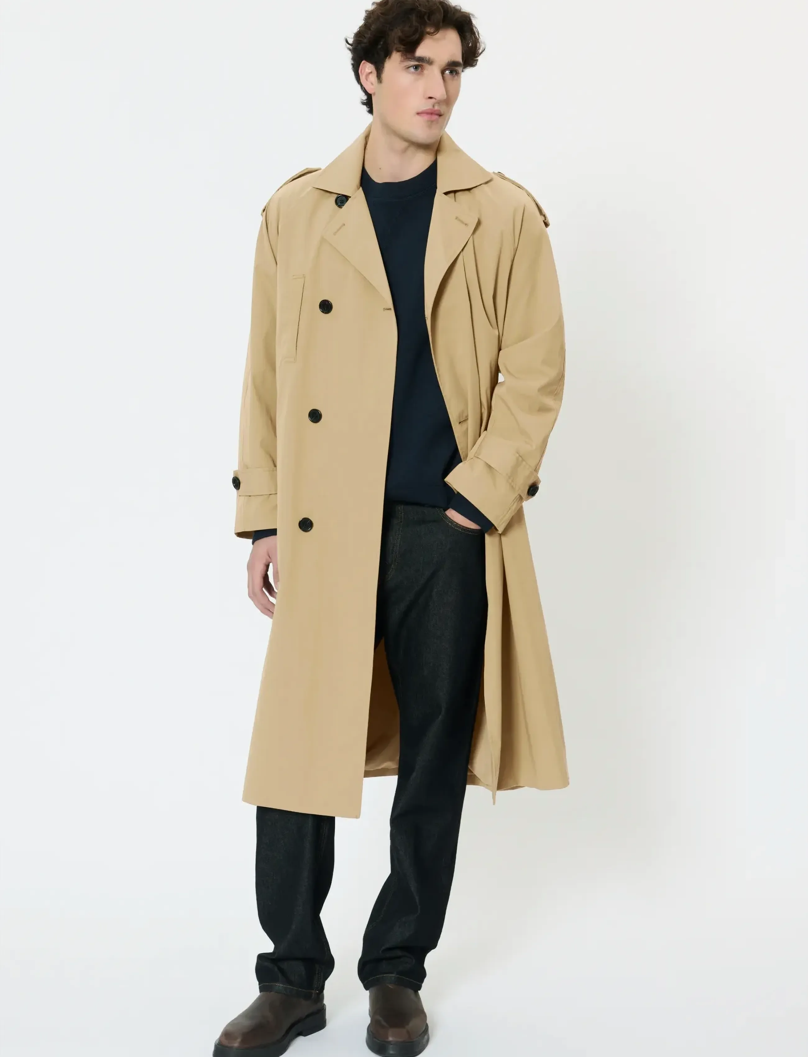 Matinique - MAproist 73 - trenchcoats - tannin - 2
