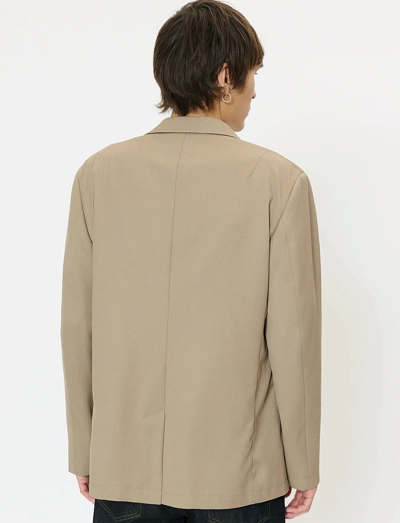 Matinique - MAcolt 3 73 - einreiher - tannin - 3