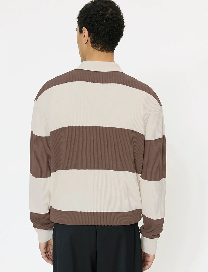 Matinique - MArugbo - gestrickte polohemden - caribou - 3