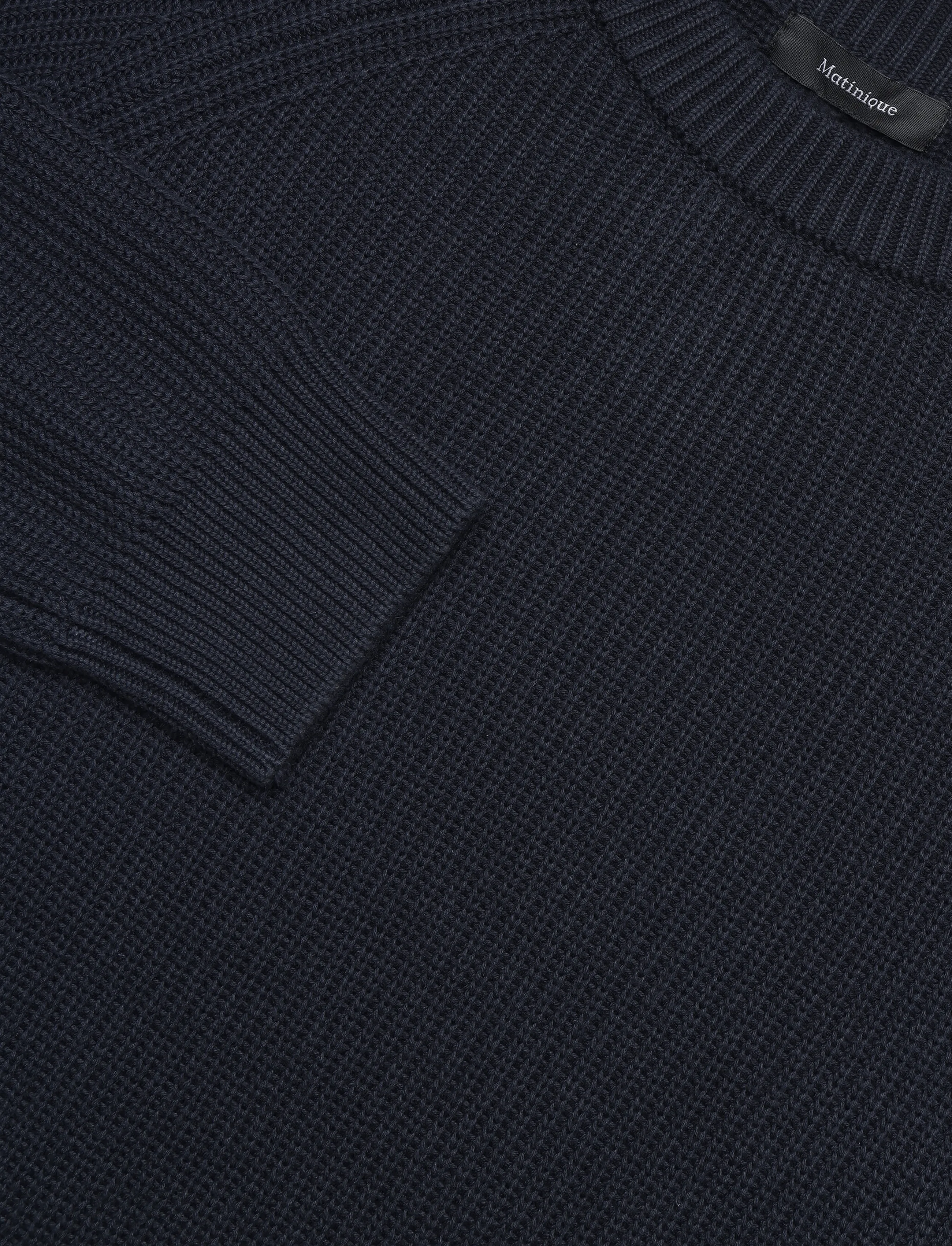 Matinique - MAhellson - Ümara kaelusega - dark navy - 2
