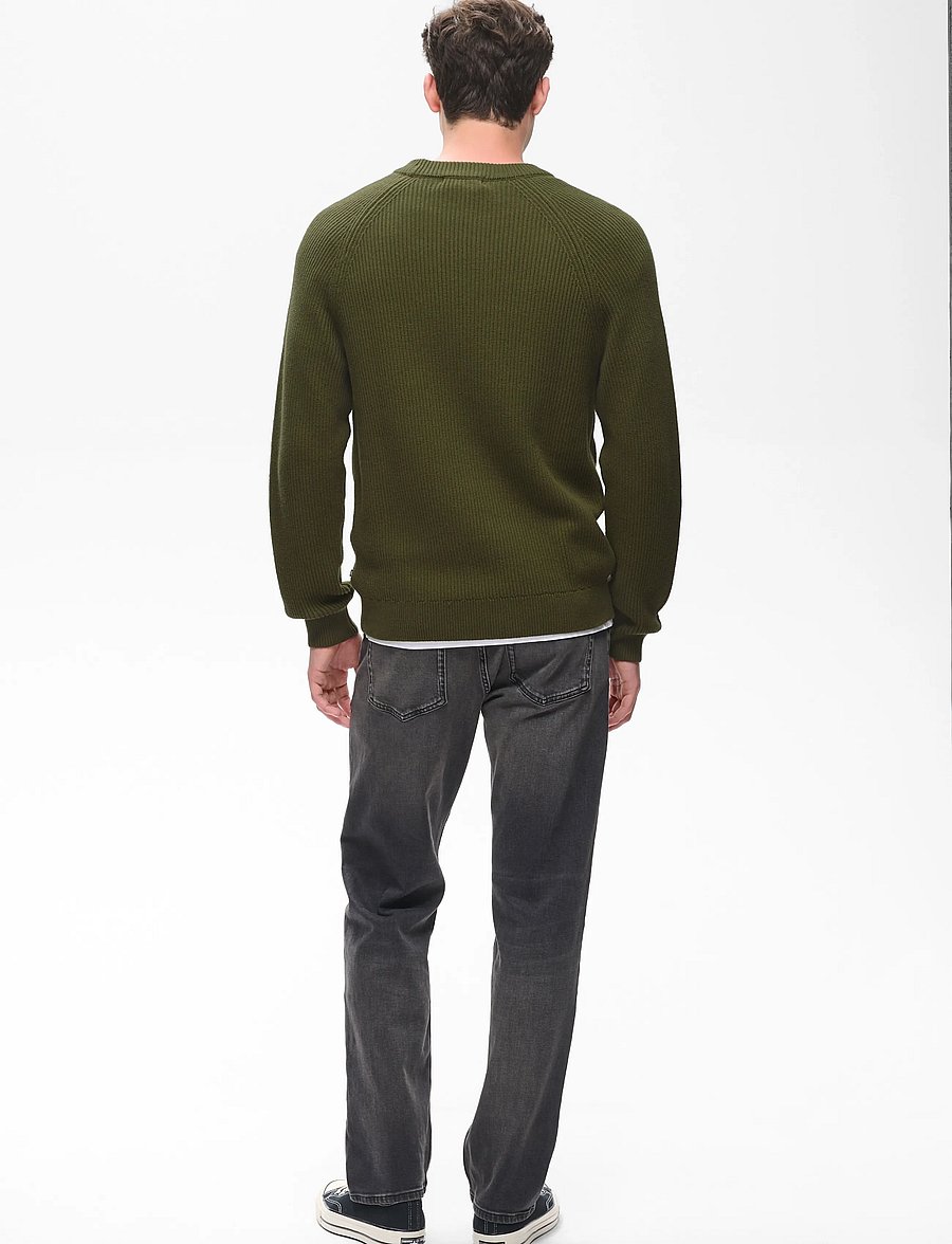 Matinique - MAhellson - rundhals - olive night - 4