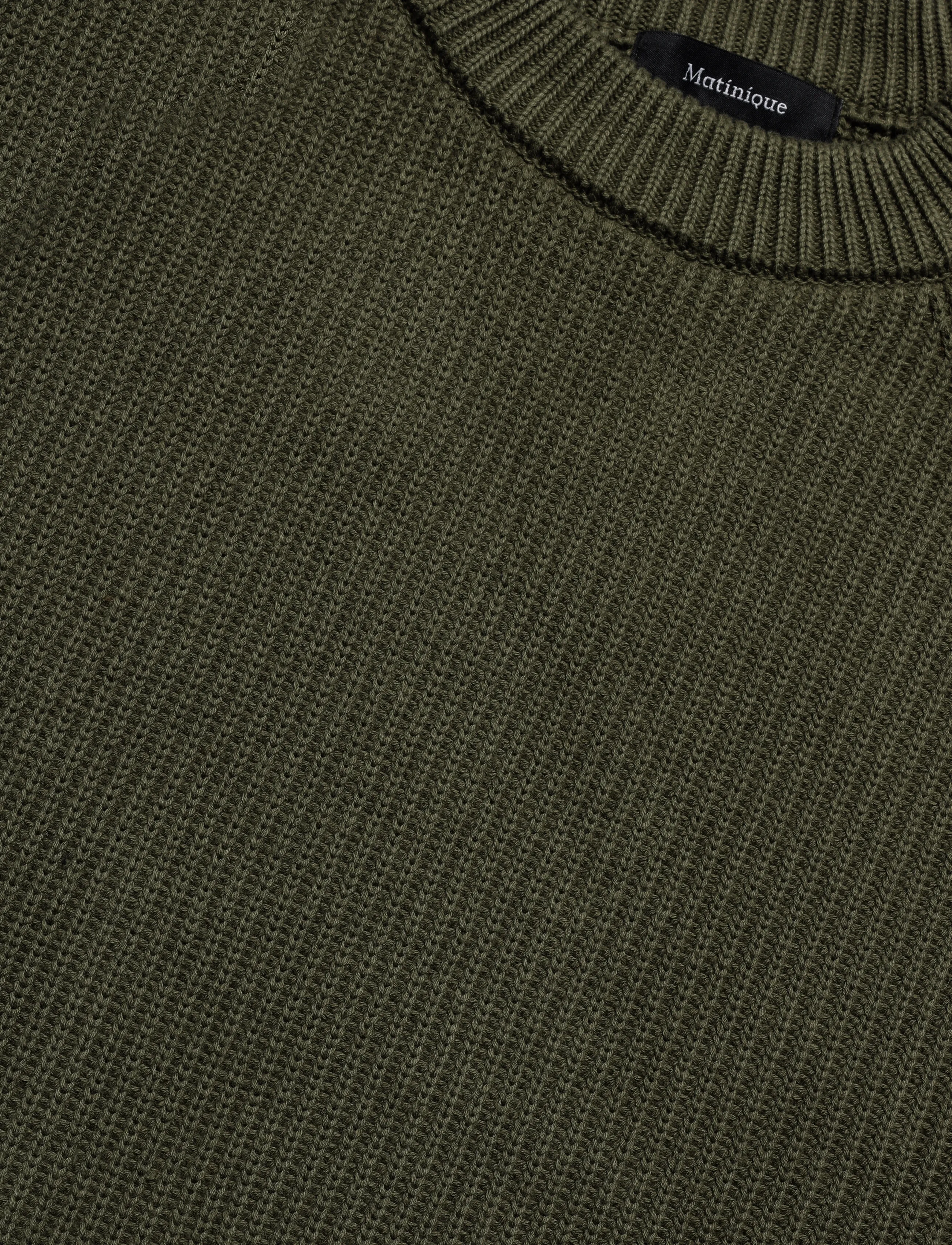 Matinique - MAhellson - rundhals - olive night - 3