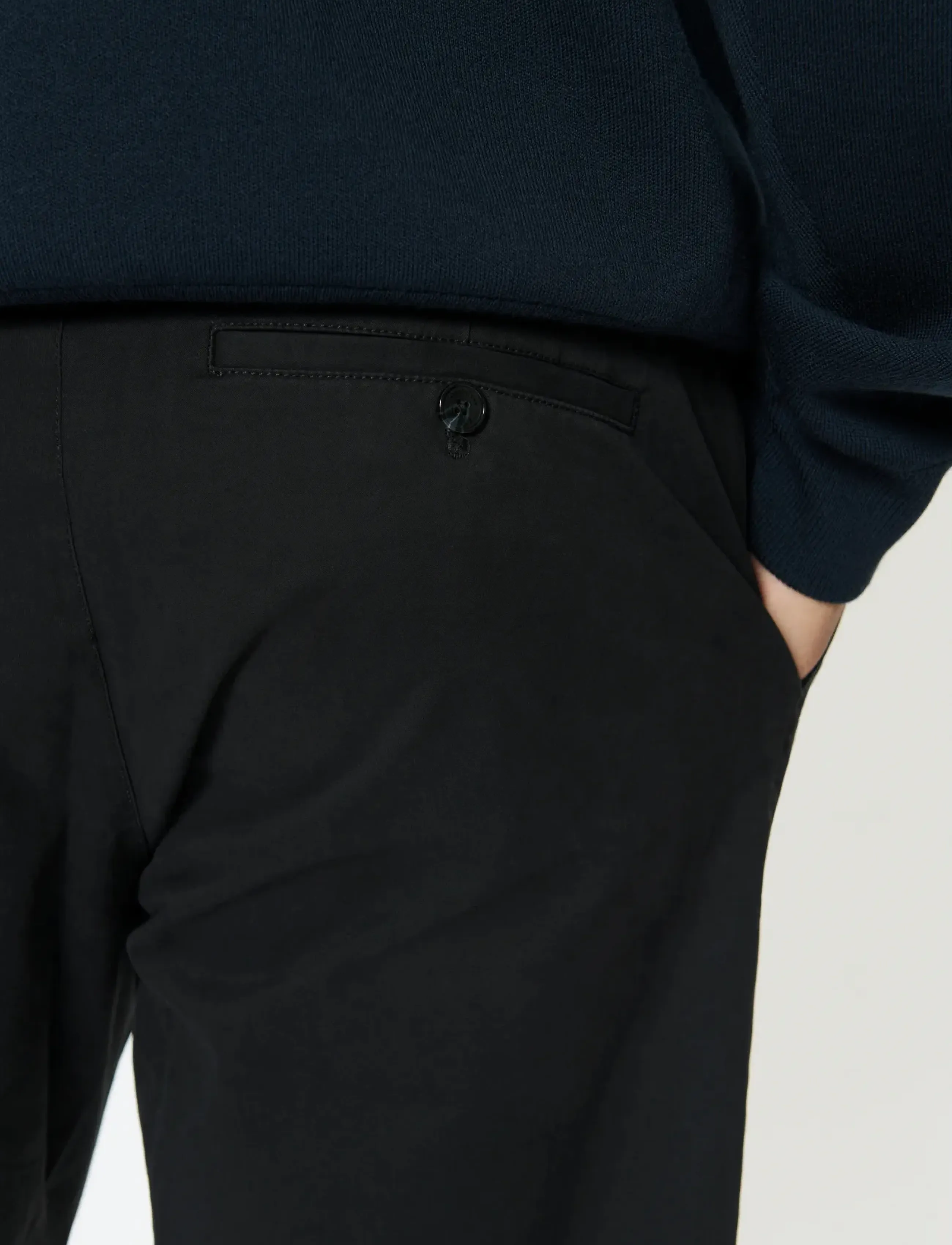 Matinique - MAlevo Chino Short - chino lühikesed püksid - black - 5