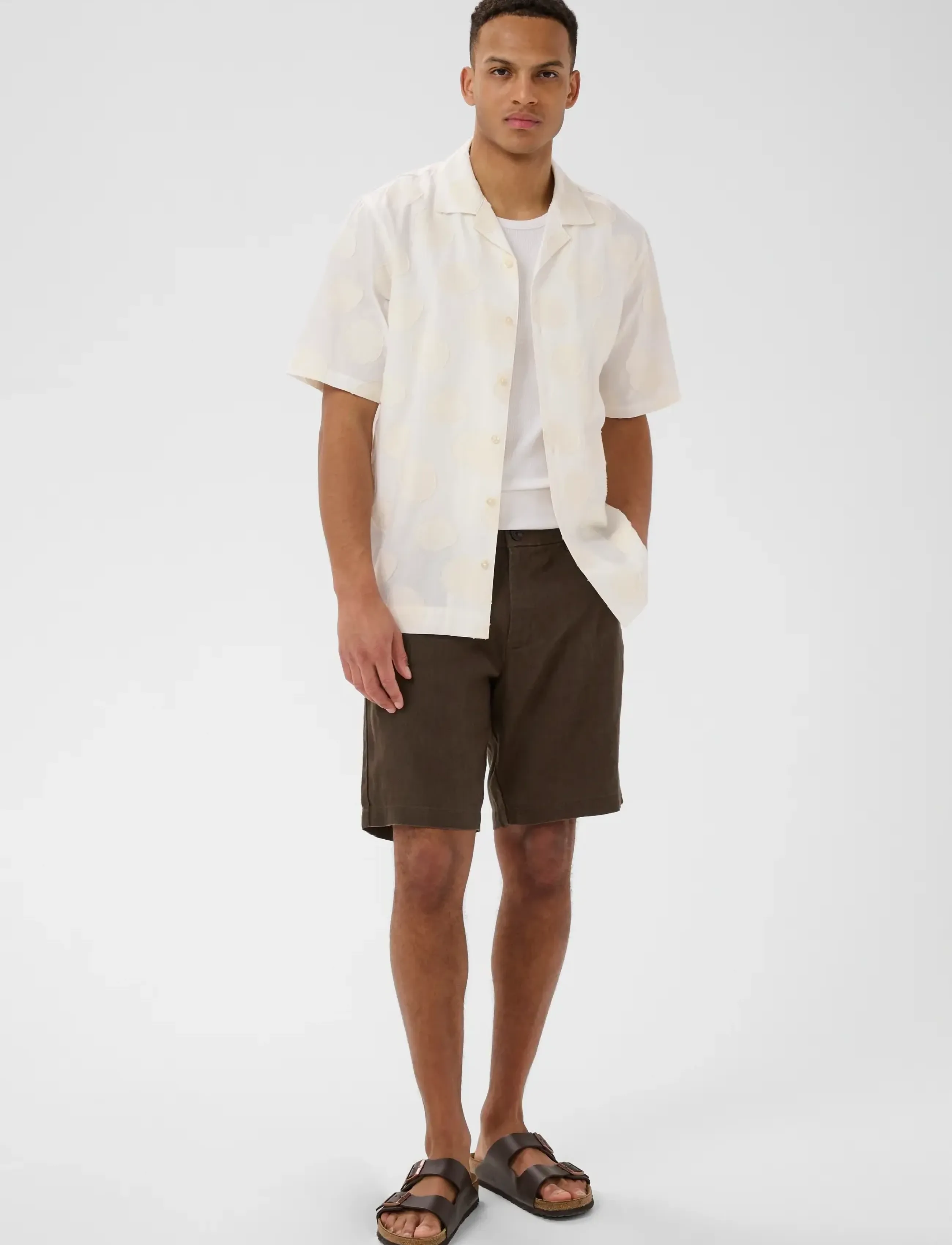 Matinique - MAharlow Short - linased lühikesed püksid - chocolate brown - 2