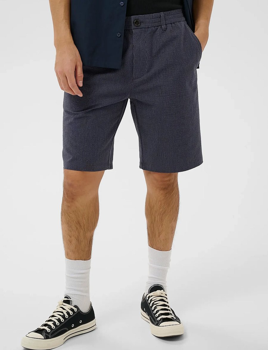 Matinique - MAfinch Short Heritage - casual shorts - dark navy - 1