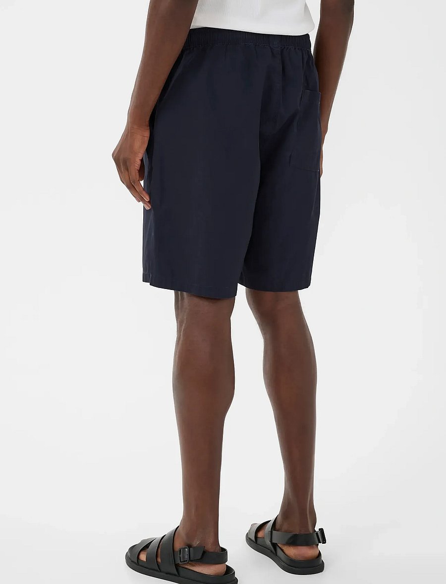 Matinique - MANoram shorts - casual shorts - dark navy - 2