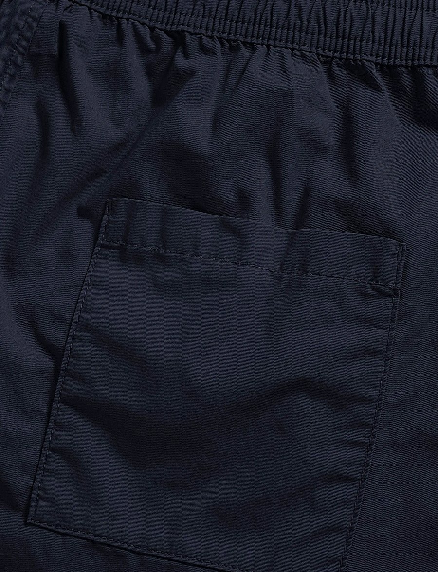 Matinique - MANoram shorts - casual shorts - dark navy - 3