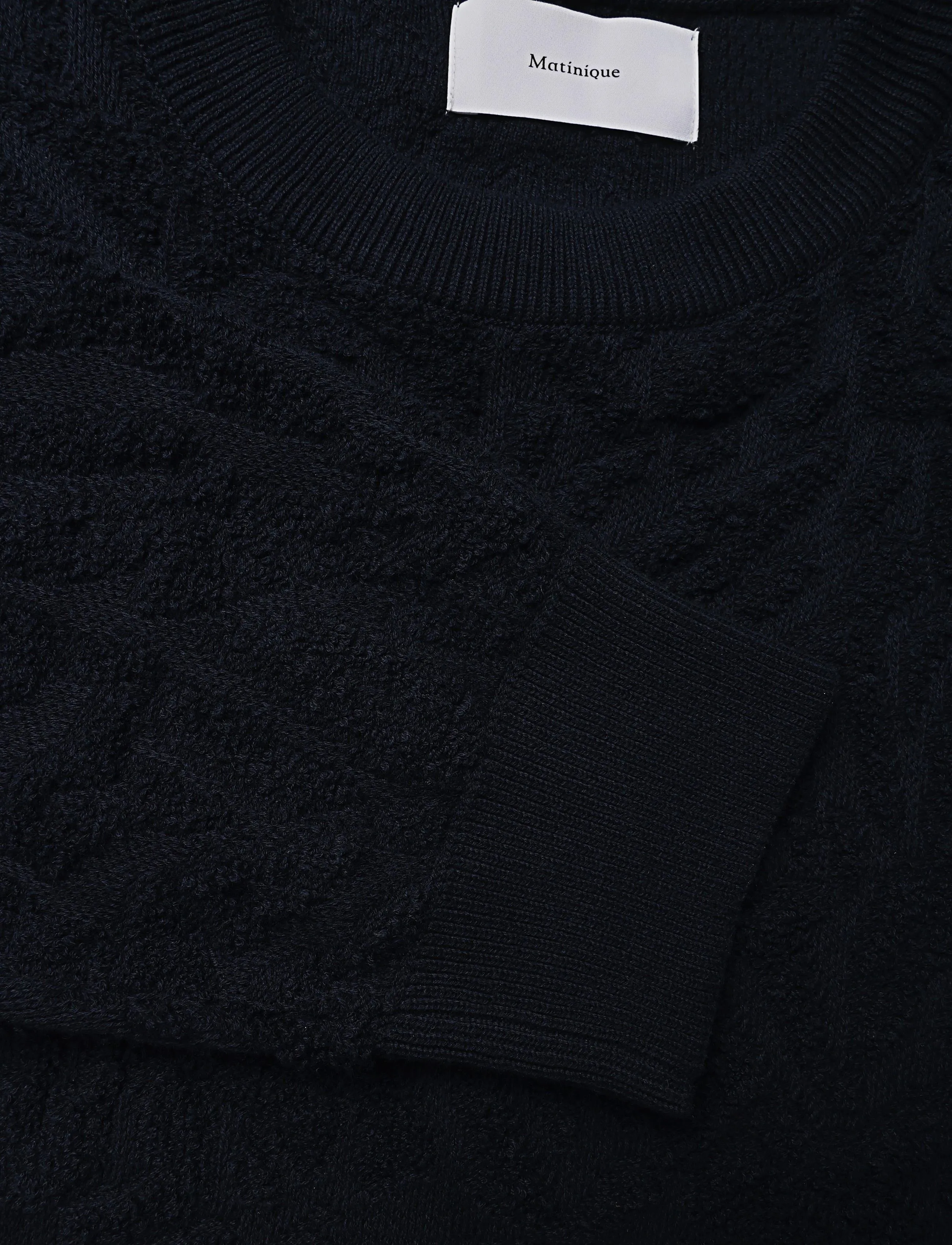 Matinique - MAsweatio 73 - Ümara kaelusega - dark navy - 2