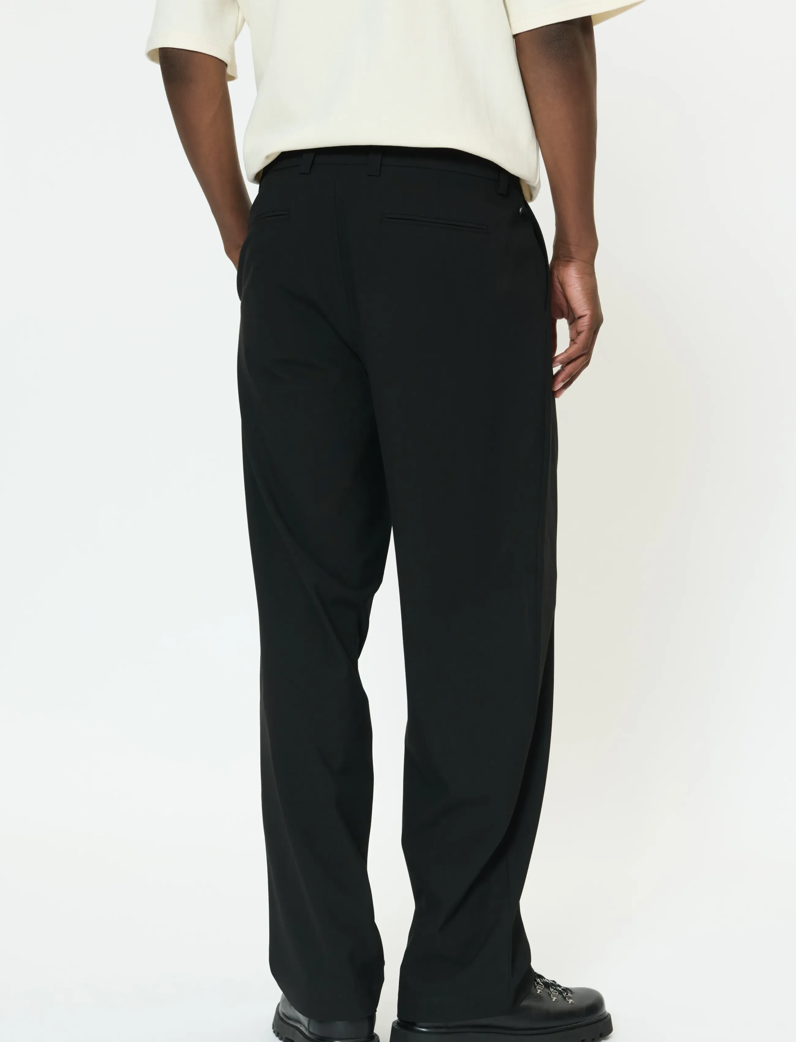 Matinique - MAChino Pleat Pants - kostymbyxor - black - 4