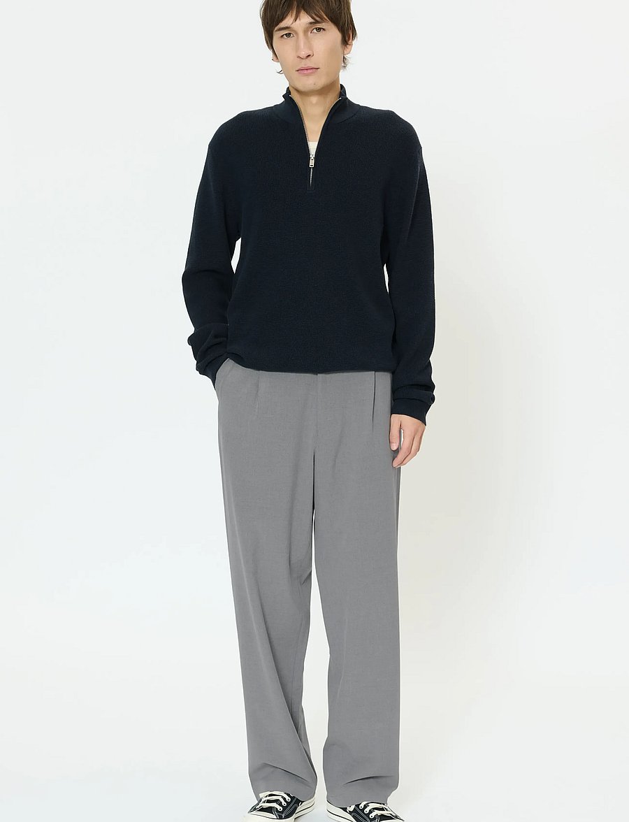 Matinique - MAChino Pleat Pants - Ülikonnapüksid - smoked pearl - 3