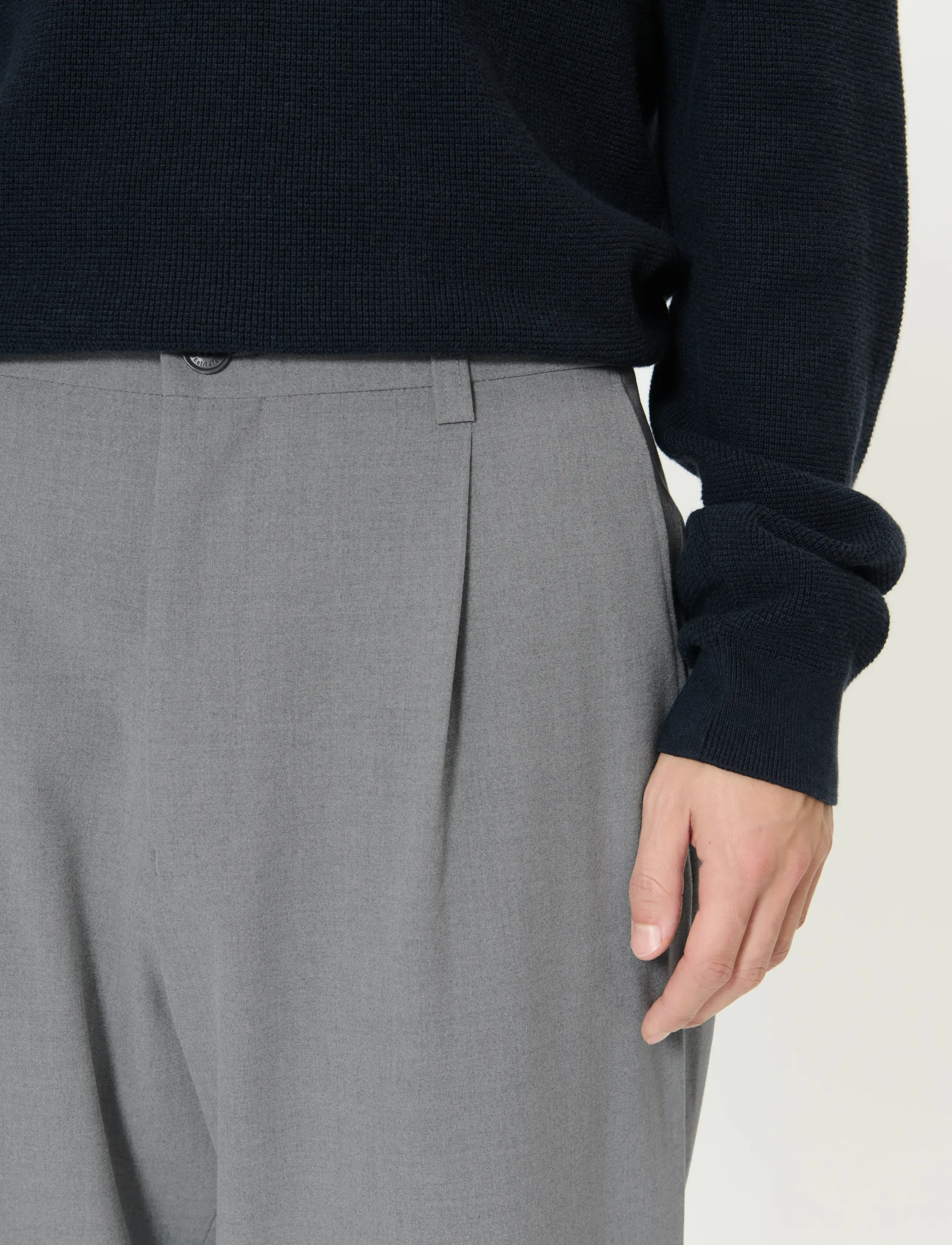 Matinique - MAChino Pleat Pants - kostymbyxor - smoked pearl - 5
