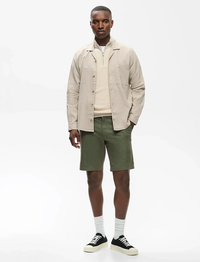 Matinique - MAThomas Shorts - casual shorts - thyme - 2