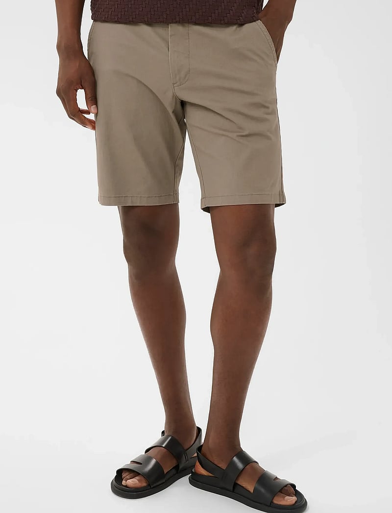 Matinique - MAThomas Shorts - casual shorts - walnut - 0