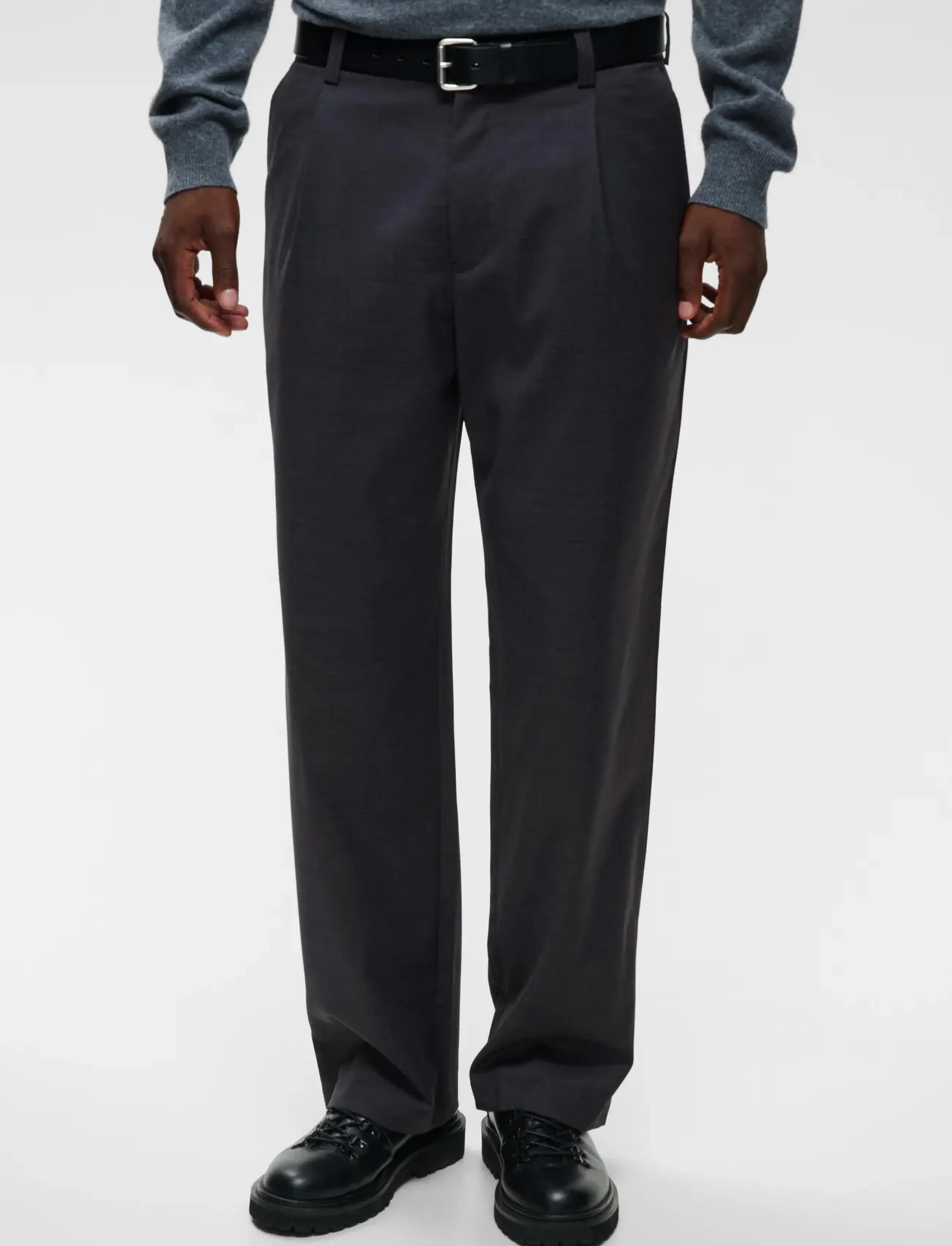 Matinique MAchino Pleat Pant - Casual byxor - FORGED IRON / grey