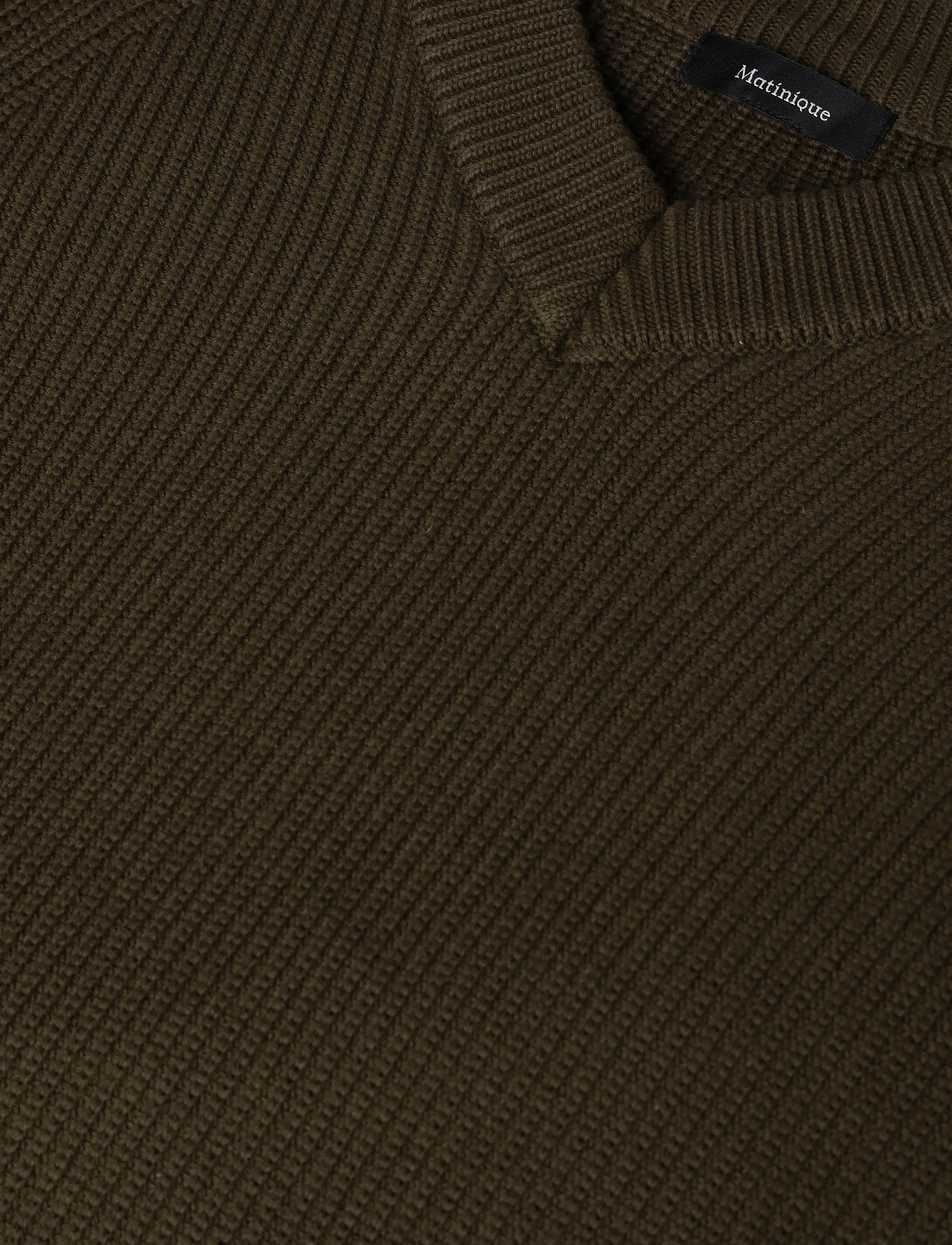 Matinique - MAhellson V - v-necks - turkish coffee - 2