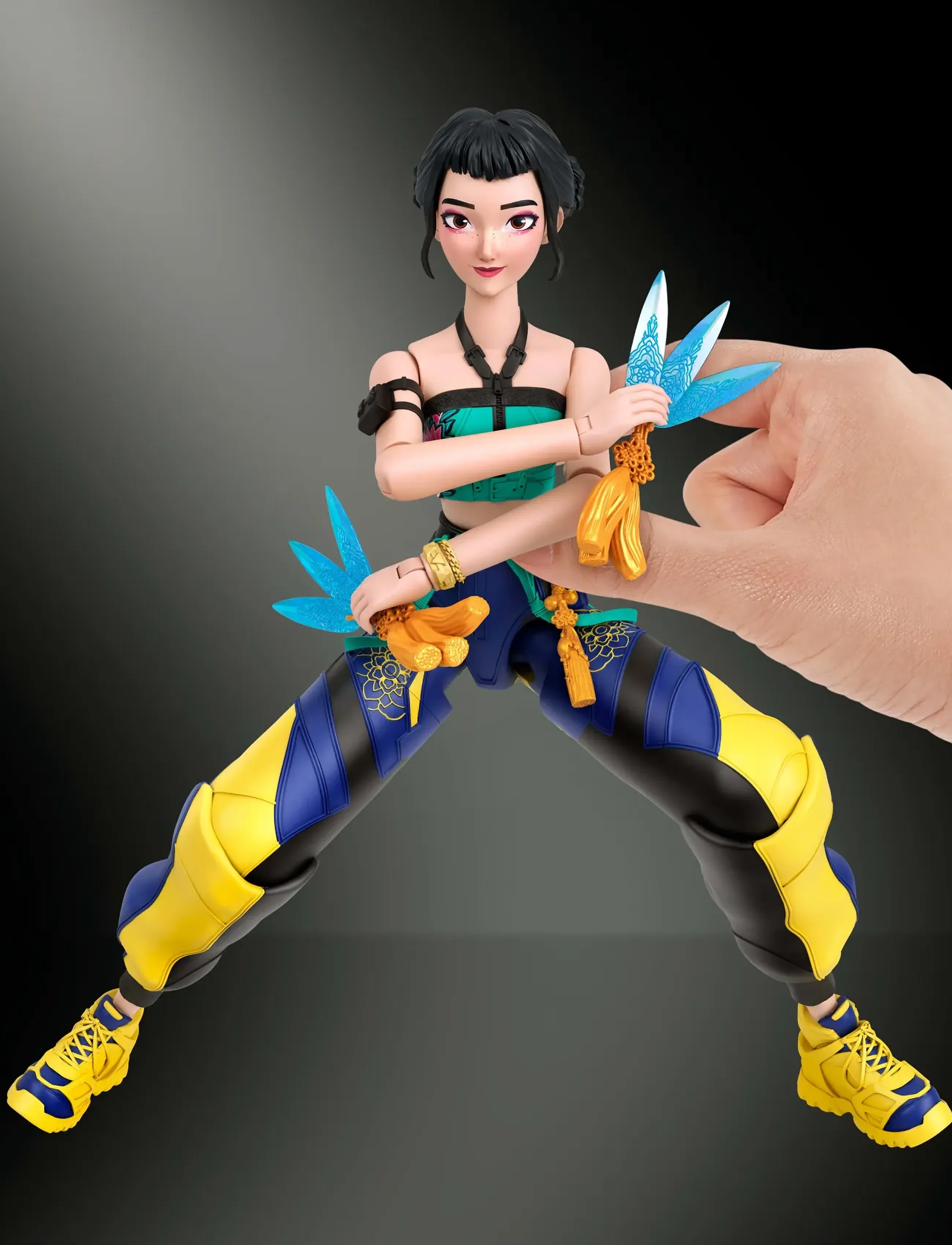 Demon Hunters - KPop Demon Hunters HUNTR/X Zoey 5.6-inch Action Figure with Accessories & Swappable Faces - multicolor - 0