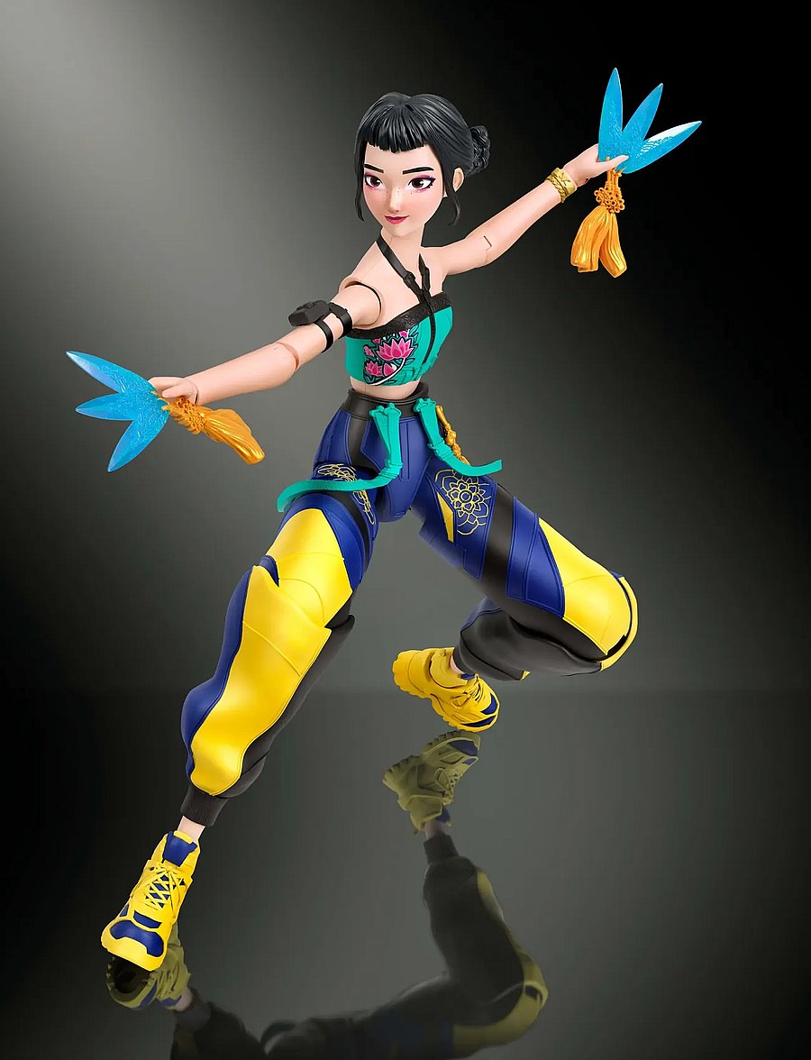 Demon Hunters - KPop Demon Hunters HUNTR/X Zoey 5.6-inch Action Figure with Accessories & Swappable Faces - multicolor - 5