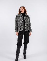 MAUD - Gaia Jacket - winter jackets - zebra print - 4