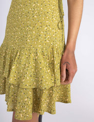 MAUD - Silvia Dress Printed - sukienki krótkie - flowers - 6