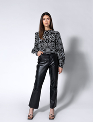 MAUD - Billie Trouser - vakarėlių drabužiai išparduotuvių kainomis - black - 5