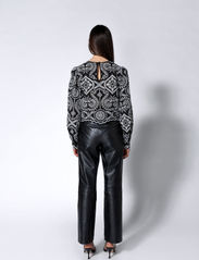 MAUD - Billie Trouser - odzież imprezowa w cenach outletowych - black - 6