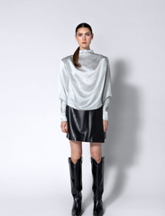 MAUD - Dina Blouse - bluzki z długimi rękawami - silver - 4