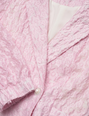 MAUD - Talia Blazer Dress - odzież imprezowa w cenach outletowych - light pink - 7
