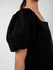 MAUD - Camilla Dress - feestelijke kleding voor outlet-prijzen - black - 4