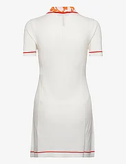 Max&Co. - ALLEY - t-shirt jurken - ivory pattern - 1