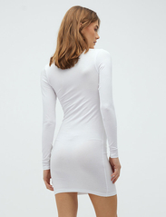 mbyM - Hanna - stramme kjoler - optical white - 4