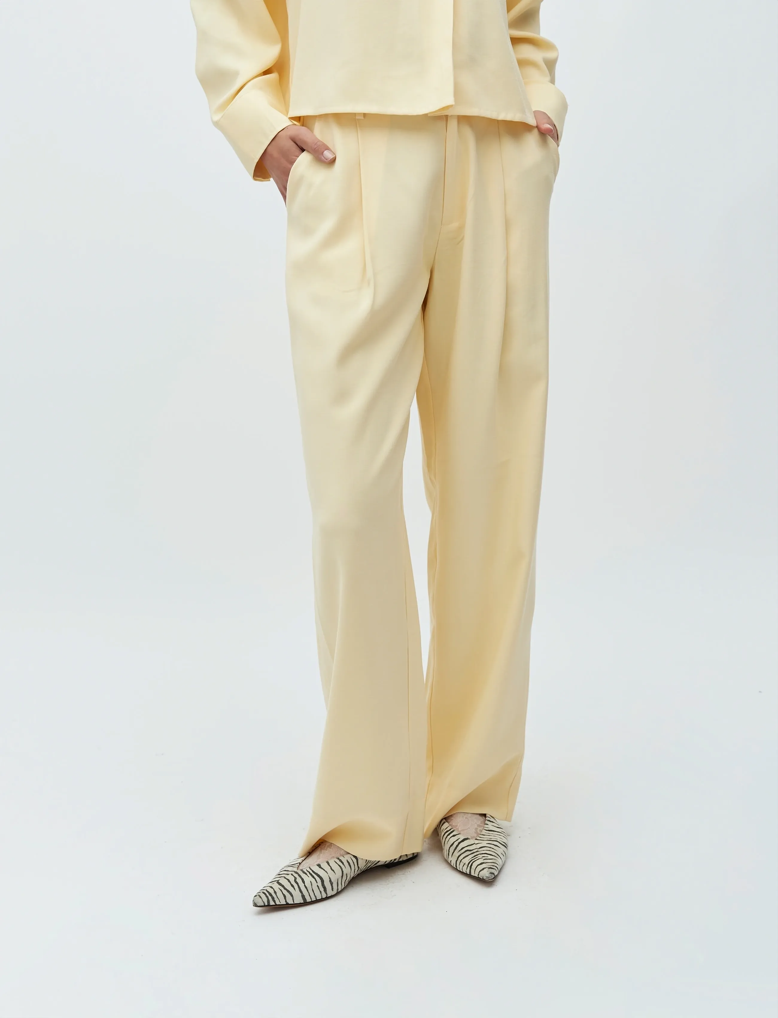 mbyM Daniello-M - Vida byxor - SUMMER YELLOW / yellow