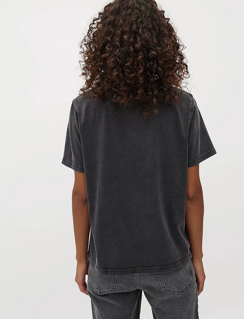 mbyM - Live Forever-M - t-shirts - black - 3