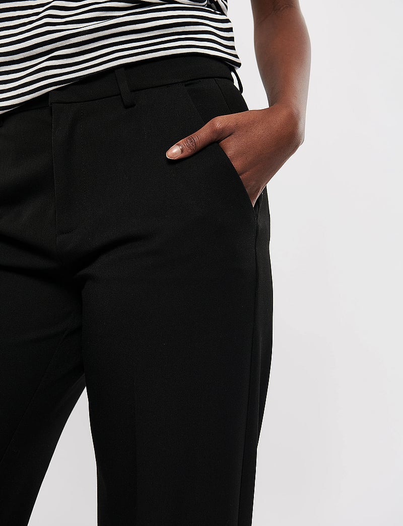 mbyM - Lucy-M - kostymbyxor - black - 3